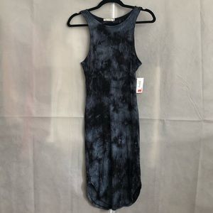 Tie day body-con midi dress